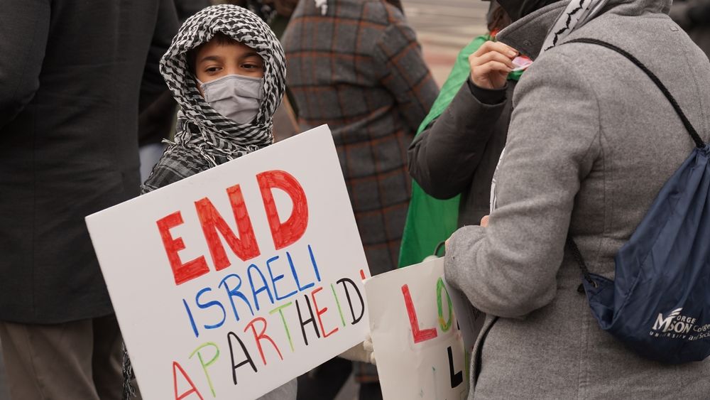 AI viní Izrael z praktikování apartheidu vůči Palestincům